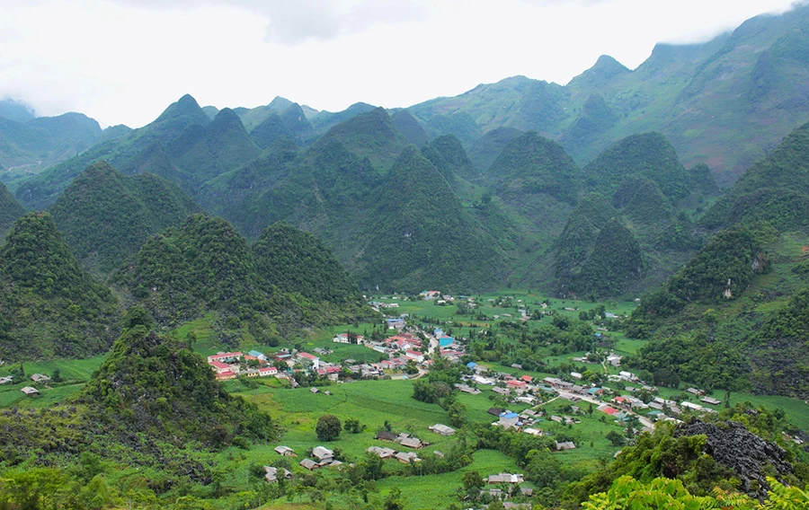 Đồng Văn to Du Già landscape